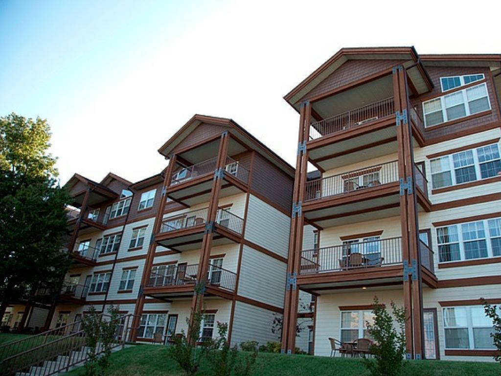Palace View By Spinnaker Hotel 4*